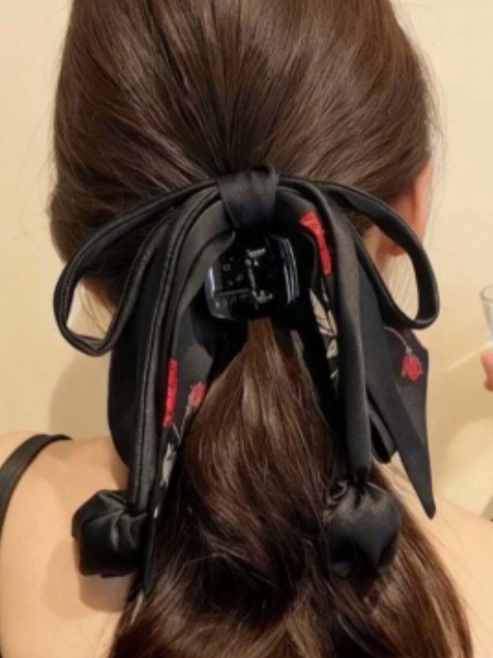Woman's hairpin
